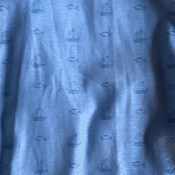 Lightly patterned men’s dress shirt - size Large - Picture 2 of 6